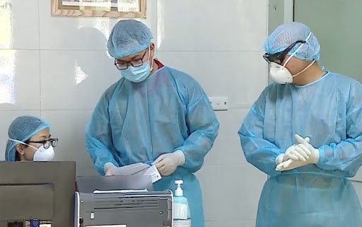 Thêm 6 bệnh nhân mắc COVID-19 được chữa khỏi, sẽ chuyển cơ sở điều trị