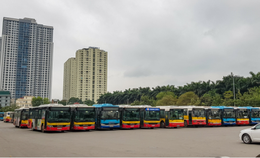 Hà Nội trong ngày đầu tạm dừng toàn bộ hoạt động xe buýt trên địa bàn