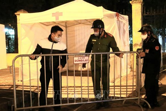 Hà Nội: Triển khai phương án bảo vệ Trạm di động lấy mẫu xét nghiệm COVID-19