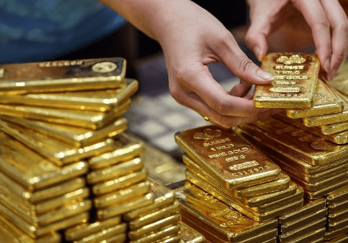 Giá vàng giảm sâu xuống mức 47,5 triệu đồng/lượng trong ngày đầu cách ly xã hội