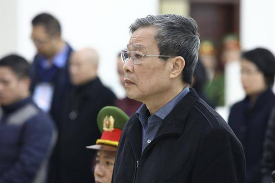 Hoãn phiên xử cựu Bộ trưởng Nguyễn Bắc Son