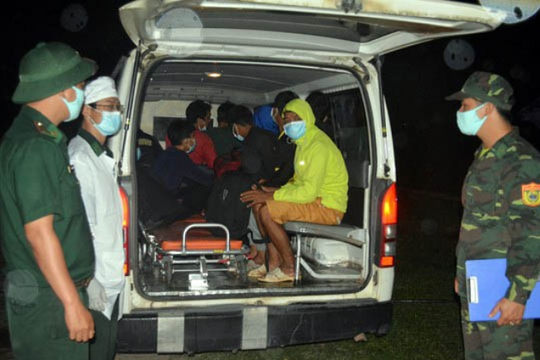 Phát hiện 12 người vượt biên từ Lào về nước để trốn cách ly