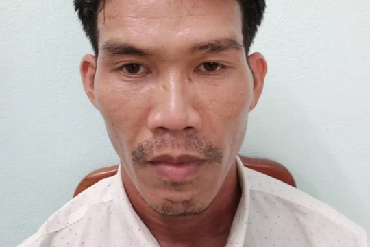 Khởi tố kẻ tấn công công an ở chốt kiểm dịch COVID-19