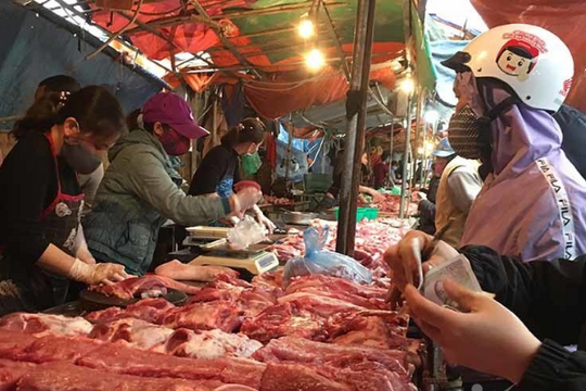 Giá thịt lợn vẫn cao, Bộ NN-PTNT yêu cầu các tỉnh kiểm soát chặt