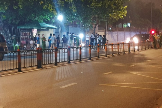 Bàng hoàng phát hiện thi thể nam giới trong bao tải