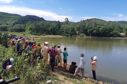 Nhiều vụ học sinh đuối nước thương tâm trong ngày đầu nghỉ lễ