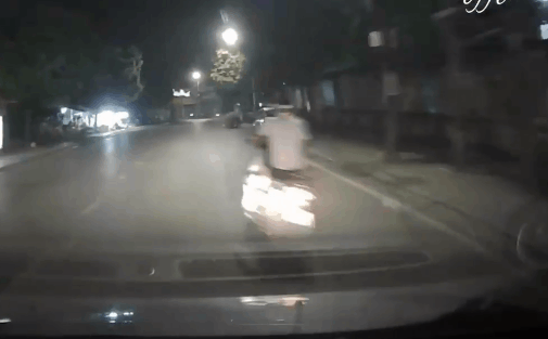 Clip: Nam thanh niên không đội mũ bảo hiểm phóng nhanh và cái kết đắng