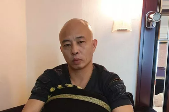 Đường "Nhuệ" cùng con nuôi đến tòa trong vụ án lạm dụng tín nhiệm chiếm đoạt tài sản