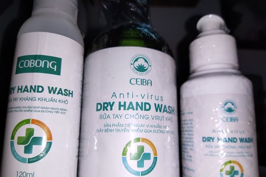 Những điểm đáng ngờ về sản phẩm nước rửa tay khô Dry Hand wash