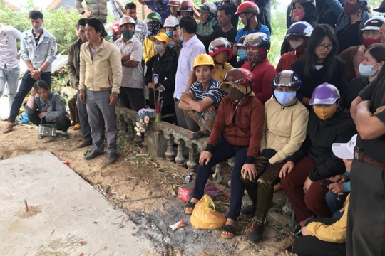 Vụ Bí thư xã giết người đốt xác: Khai quật hài cốt, "trả lại tên" cho nạn nhân