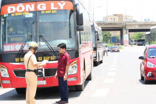 Hơn 13 nghìn tài xế "dính" phạt trong ngày thứ 2 tổng kiểm soát phương tiện