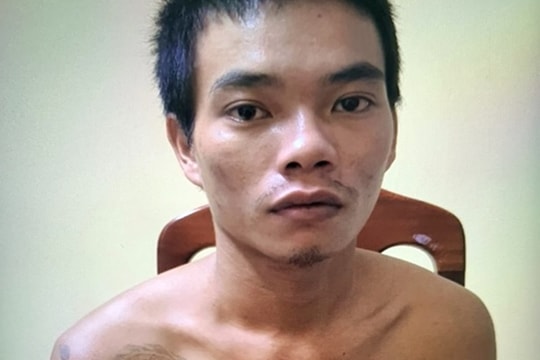 Uống rượu say, cha đánh con 7 tháng tuổi tử vong