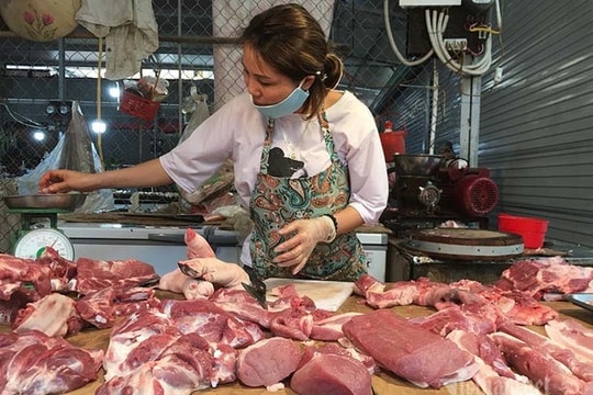 Giá thịt lợn tăng cao nhiều người dân không dám mua thịt, chợ ế ẩm chưa từng có