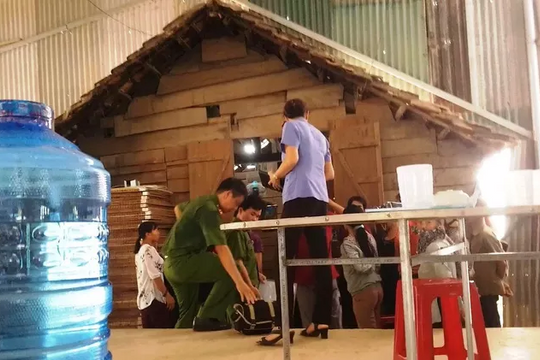 Phát hiện học sinh lớp 4 tử vong trong tư thế treo cổ