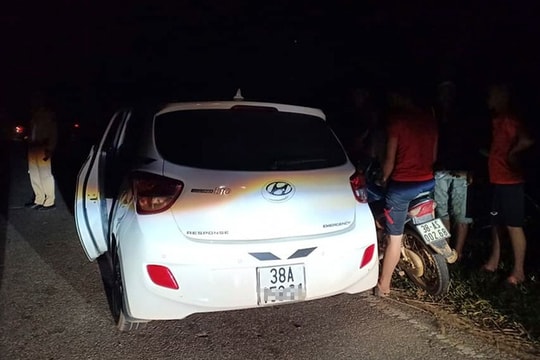 Tài xế tăng ga, hất CSGT văng lên nắp capo rồi bỏ chạy hơn 3km