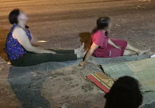 Bé trai 4 tuổi tử vong dưới hố ga không đậy nắp bên đường