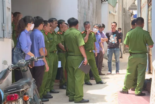 Mâu thuẫn trong lúc chơi game, nam thanh niên đâm bạn tử vong