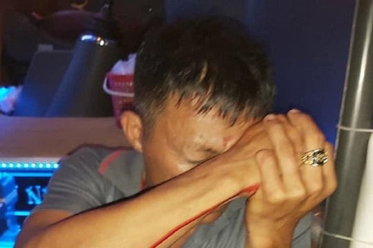 Tranh giành khách ở bến xe, phụ xe bị bắn trọng thương