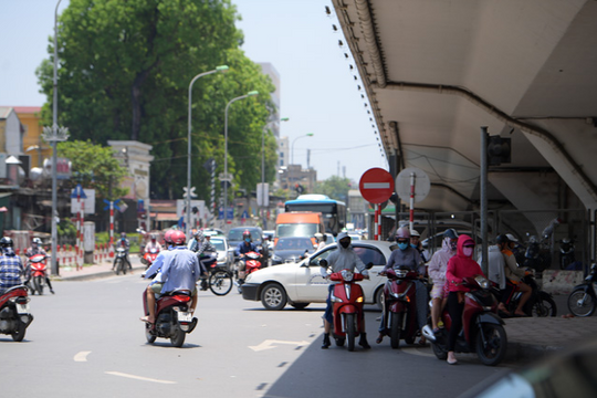 Thời tiết ngày 8/6: Miền Bắc nắng nóng gay gắt, có nơi nhiệt độ cao trên 39 độ C