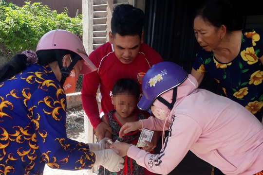 Bé gái 6 tuổi bị bố đánh đập dã man đã xuất viện