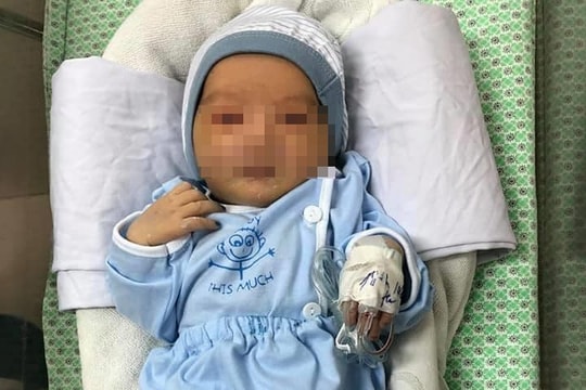 Tình hình sức khỏe mới nhất của bé trai sơ sinh bị bỏ rơi ở hố ga