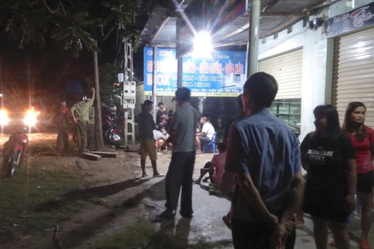 Bị ngăn cản khi lên đón vợ, con rể đâm bố vợ tử nguy kịch