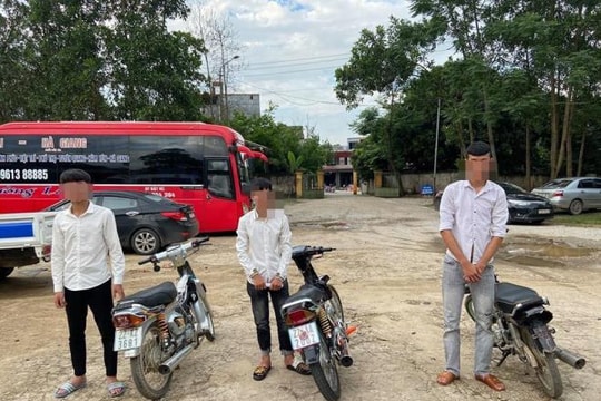 Xử lý nhóm thiếu niên quay clip bốc đầu xe máy để câu like