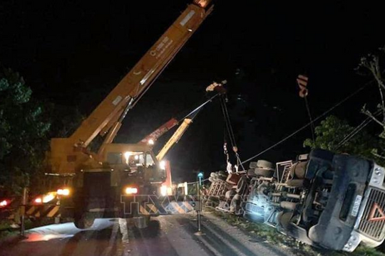 Khởi tố, bắt tạm giam lái xe gây tai nạn khiến 3 người tử vong ở Quảng Ninh