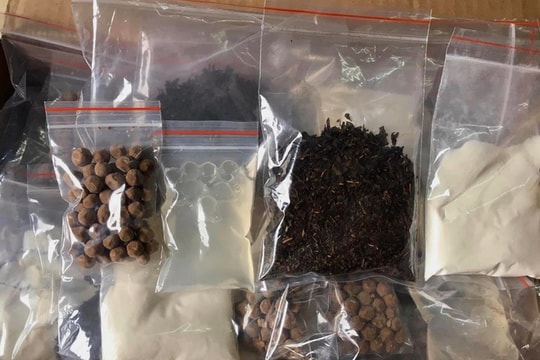 Nguyên liệu pha trà sữa giá siêu rẻ 3.000 đồng/lít được rao bán tràn lan