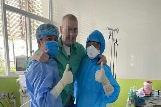 Lập nhóm hội chẩn online 24/24h về sức khoẻ bệnh nhân nam phi công người Anh