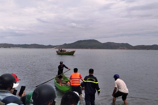 Cô gái trẻ nhảy cầu tự tử sau 1 tháng kêt hôn