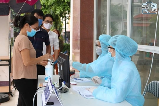 Bộ Y tế thông tin về việc lấy mẫu xét nghiệm ở chung cư có BN326 nghi tái dương tính