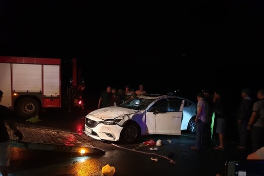 Vụ ô tô lao xuống biển ở Quảng Ninh: 3 nạn nhân tử vong, 1 người chết não