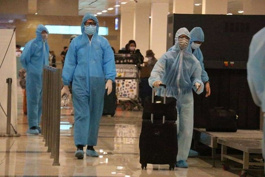 Đưa thêm 240 công dân Việt Nam từ Singapore về nước