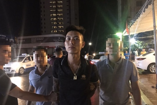 Bắt gã trai 9x tra tấn 2 bé gái trong nhà nghỉ