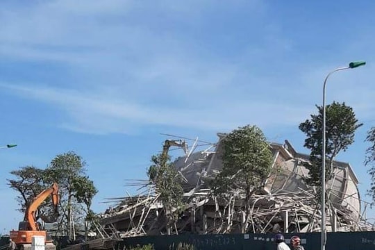 Thanh Hóa: Sau loạt bài trên Chuyên trang Pháp luật và Bạn đọc, công trình sai phép của Công ty Hoàng Gia đã được phá dỡ