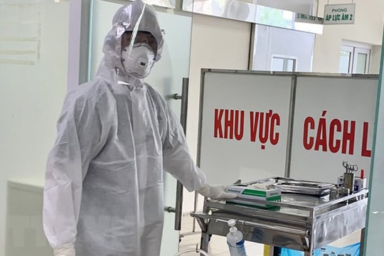 Thêm 3 ca mắc COVID-19 nhập cảnh, Việt Nam có 1049 ca bệnh 