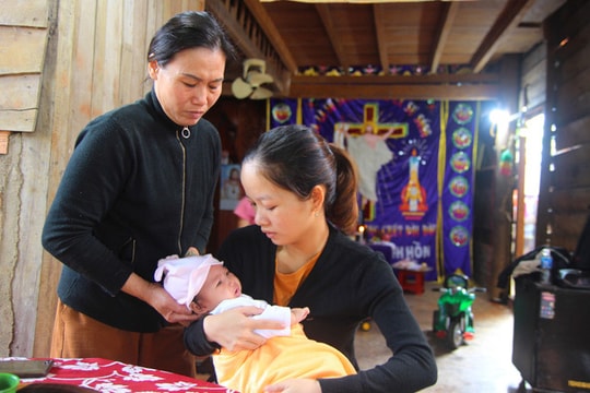 Kẻ bất nhân lừa 100 triệu đồng của vợ công nhân tử nạn tại Rào Trăng 3 đối diện với hình phạt nào? 