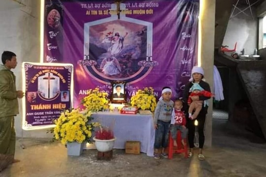 Chồng bị lũ cuốn trôi 3 ngày mới tìm thấy để lại 3 con thơ nheo nhóc cho người vợ trẻ