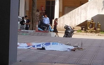 Pháp luật ngày 14/11: Làm rõ vụ chồng chém vợ con và 2 người thân rồi nhảy lầu tự tử