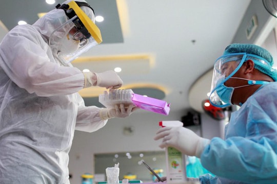 Thêm 2 ca mắc COVID-19 được cách ly ngay sau khi nhập cảnh