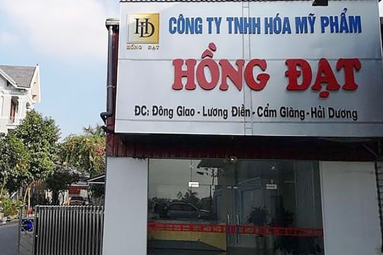 Công ty TNHH Hóa mỹ phẩm Hồng Đạt bị phạt tiền, đình chỉ sản xuất vì sản xuất mỹ phẩm giả mạo