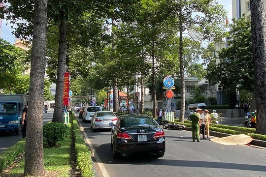 Tin giao thông ngày 22/3: Người đàn ông ngoại quốc tử vong sau khi ngã xe máy