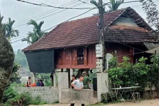 Nghi vợ ngoại tình, chồng đâm chết vợ rồi tự vẫn nhưng bất thành