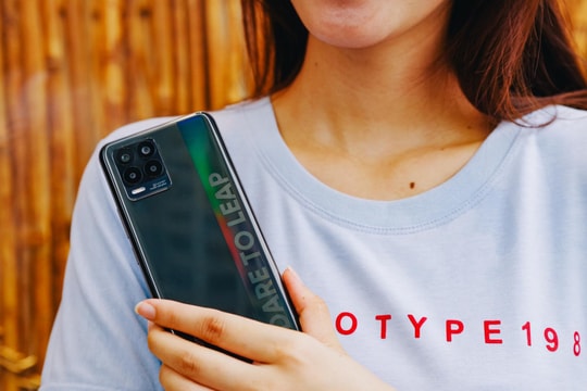 Sử dụng "realme 8" cưa đổ crush khi đưa đi picnic chụp ảnh cuối tuần