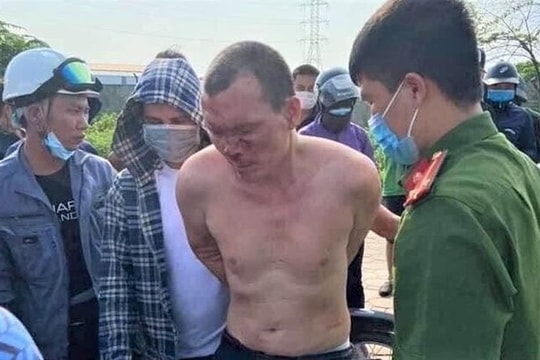 Khởi tố tên cướp trốn truy nã đâm lái xe taxi