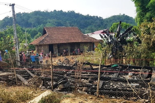 Cháy nhà trong đêm, cháu bé 7 tuổi tử vong