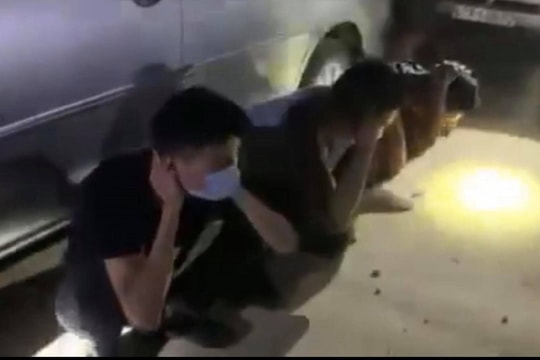 Phát hiện tài xế chở 3 người Trung Quốc trốn khai báo y tế