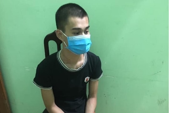 Vượt rào đi uống bia, nam thanh niên chém thành viên chốt kiểm dịch