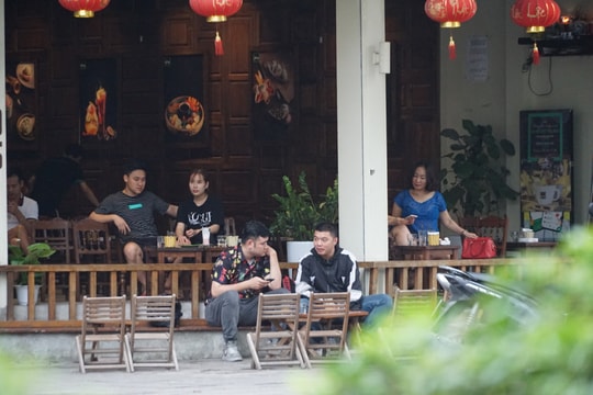 Từ 0h ngày 22/6, Hà Nội cho phép một số loại hình kinh doanh mở cửa trở lại